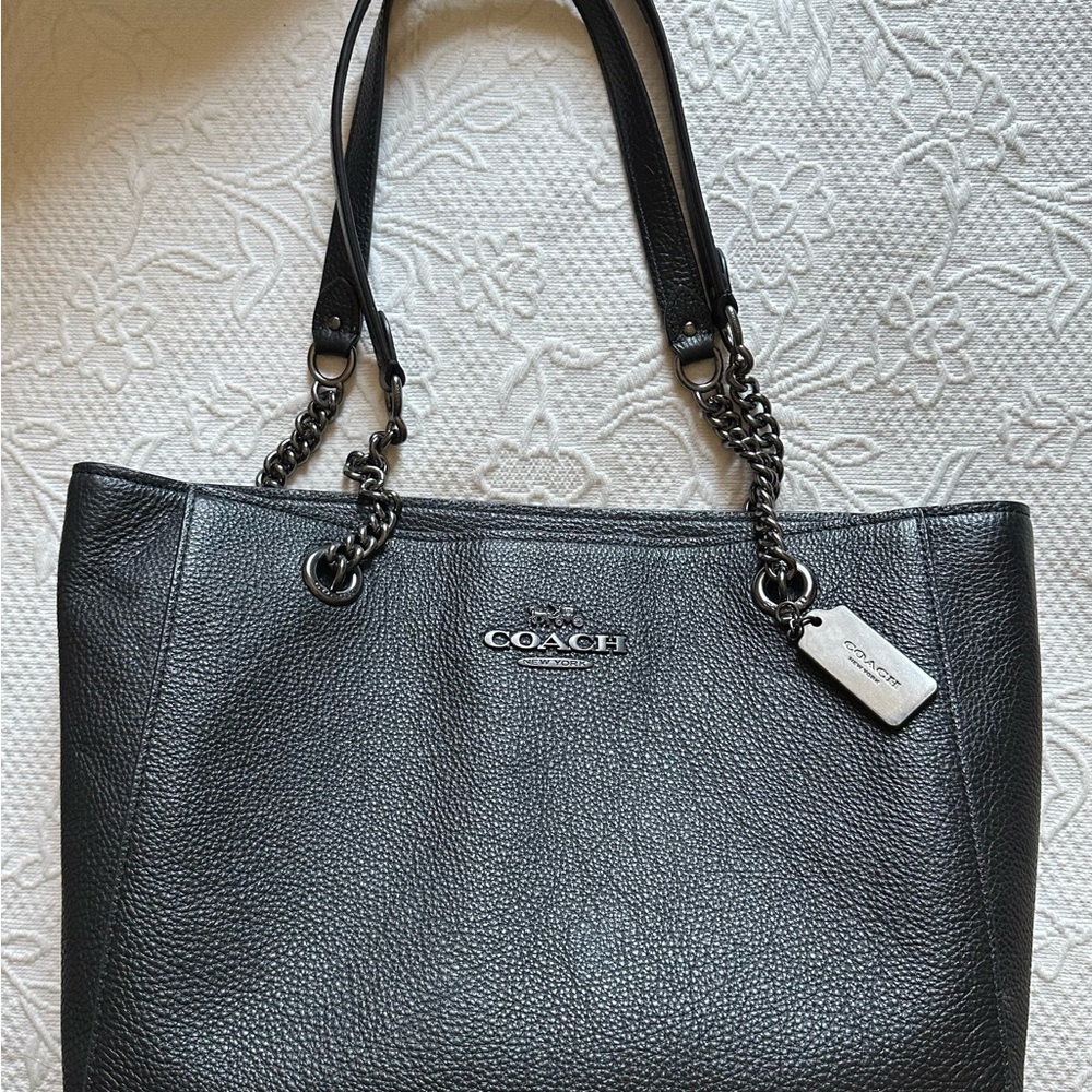 Coach Cammie Chain Tote Bag